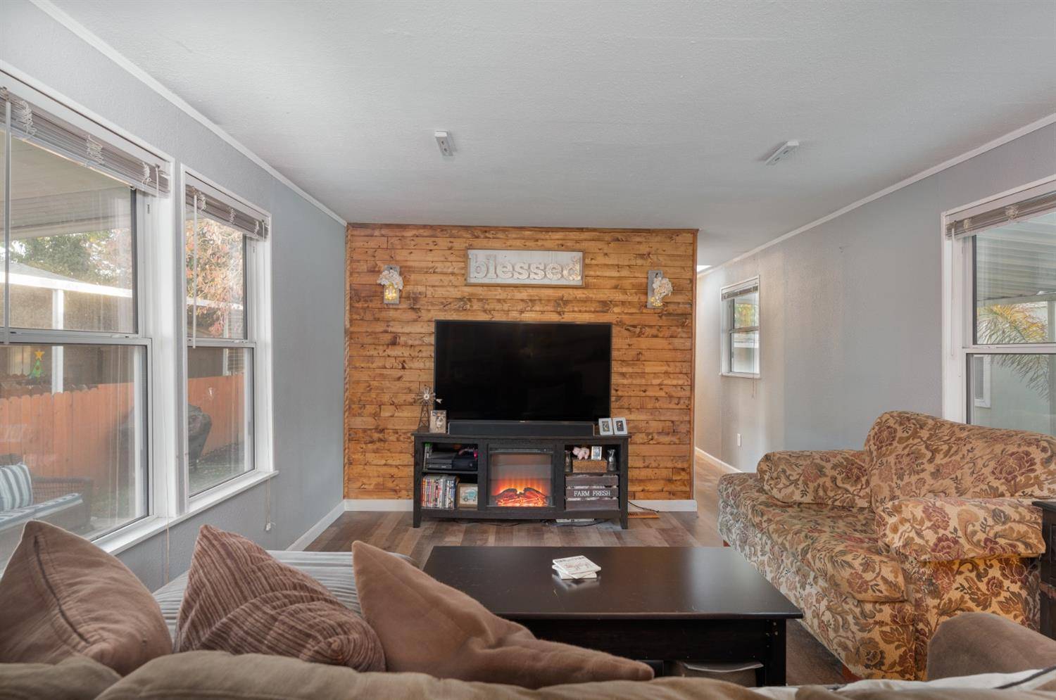 Sacramento, CA 95827,2950 Routier Road #63