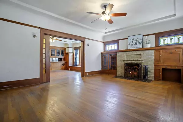 6 E Walnut ST, Stockton, CA 95204