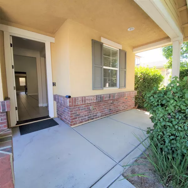 1225 Laysan Teal DR, Roseville, CA 95747