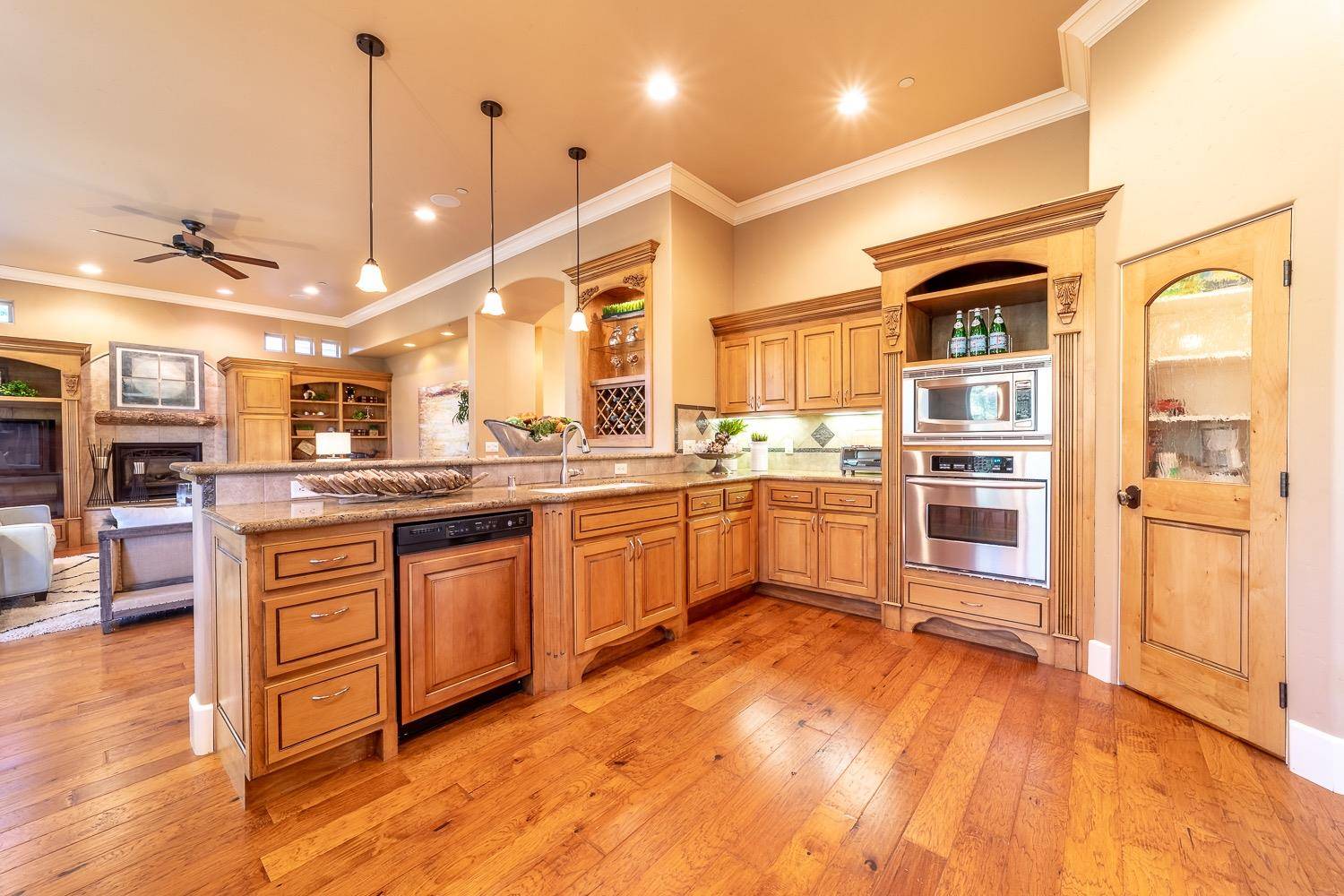 Auburn, CA 95602,23567 Darkhorse Dr