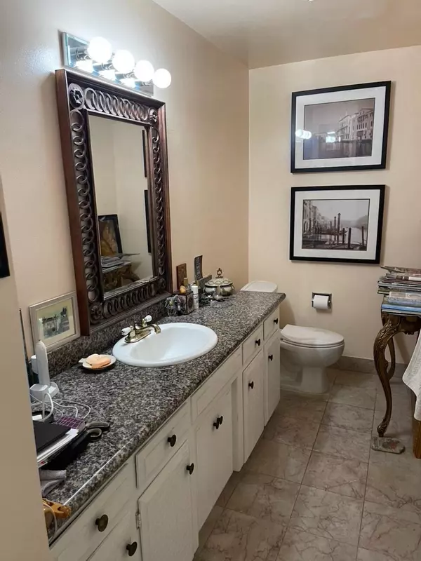 Carmichael, CA 95608,6442 Sandstone ST