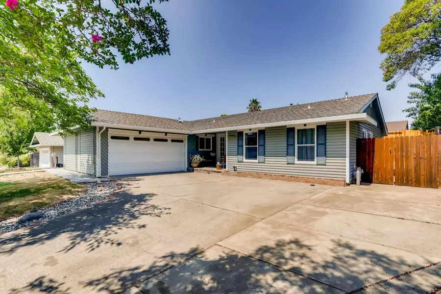 6817 Will Rogers DR, Fair Oaks, CA 95628