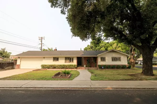 1209 Del Vale AVE, Modesto, CA 95350
