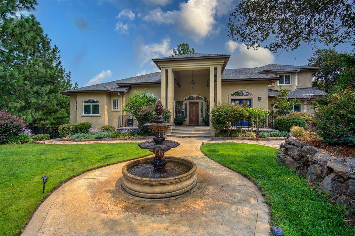 18 Eden Valley CT, Colfax, CA 95713