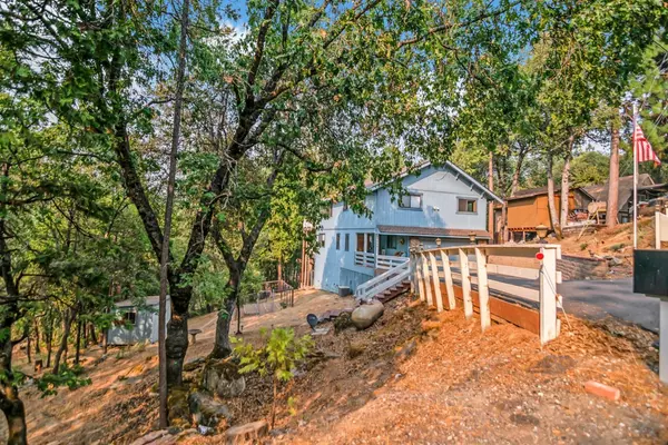 Sonora, CA 95370,17300 Smokey River DR