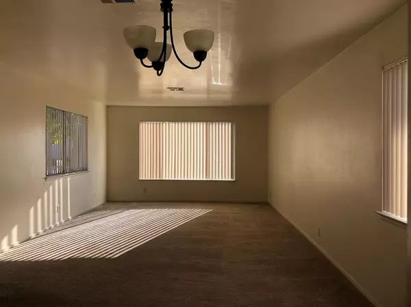 Stockton, CA 95209,8327 Saratoga WAY