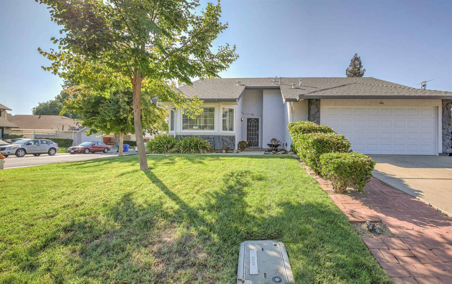 2945 Mendel WAY, Sacramento, CA 95833