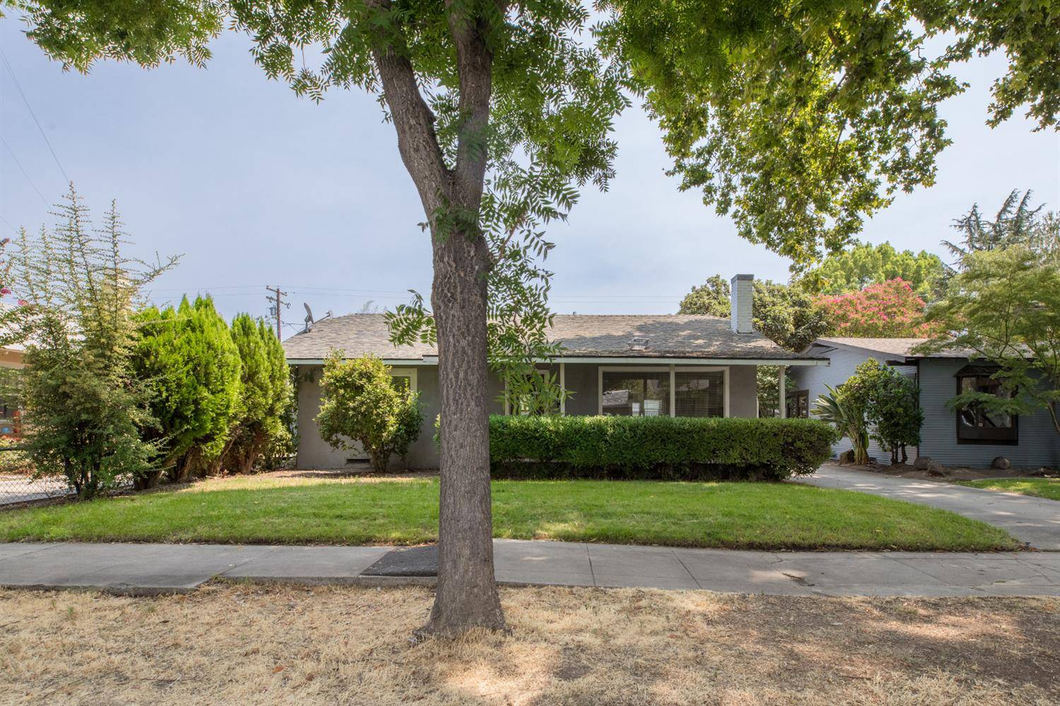 518 Auburn ST, Modesto, CA 95350