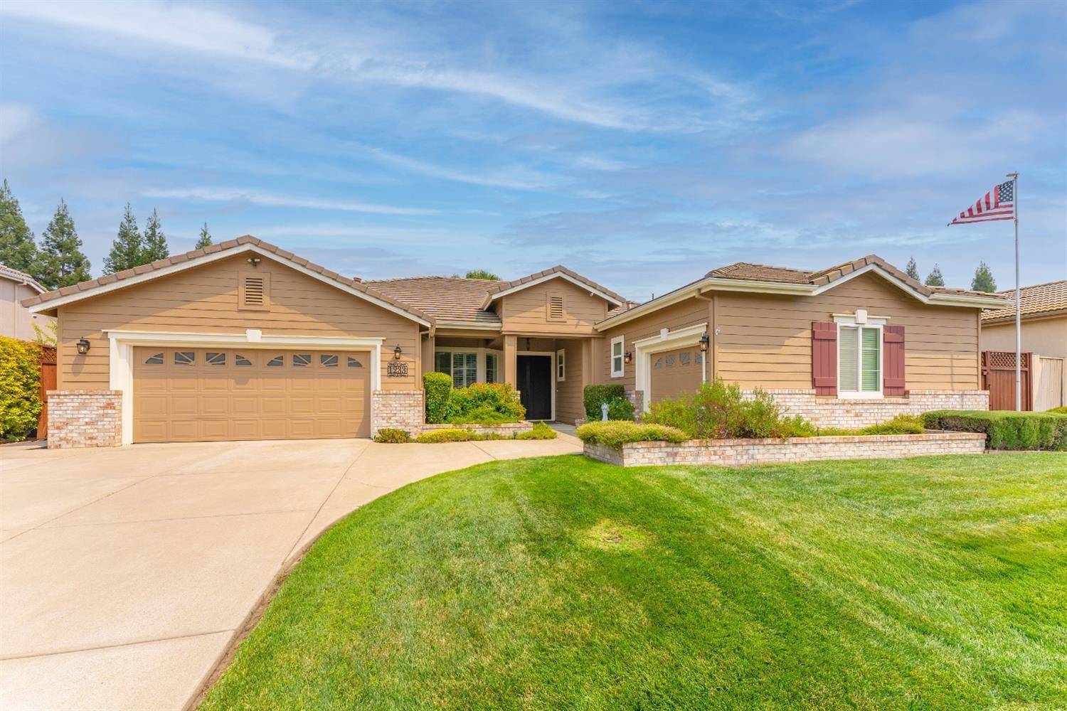 1233 Reuter Ranch RD, Roseville, CA 95661