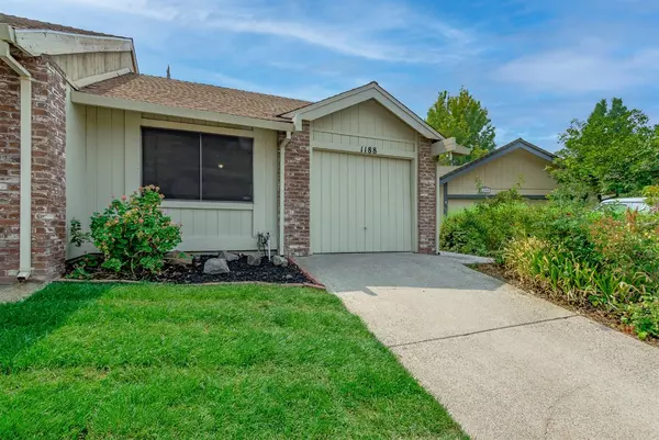 1188 Meadow Gate DR, Roseville, CA 95661