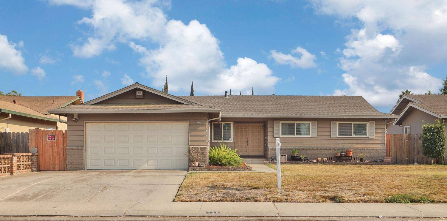 134 Paragon, Stockton, CA 95210