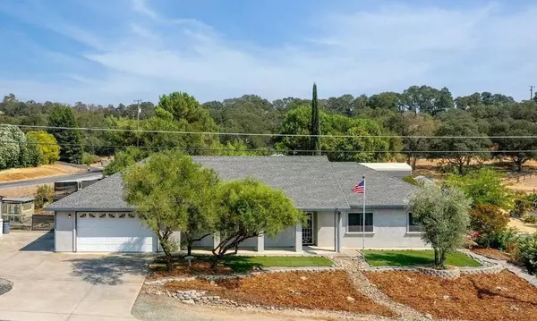 2405 Berkesey DR, Valley Springs, CA 95252