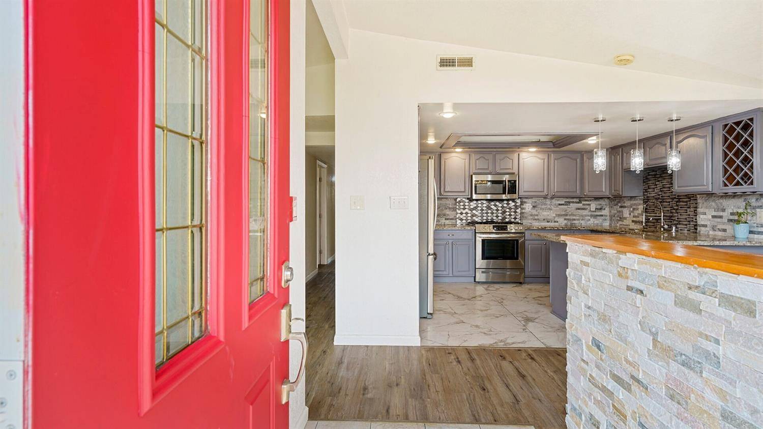 Hayward, CA 94545,27671 Miami