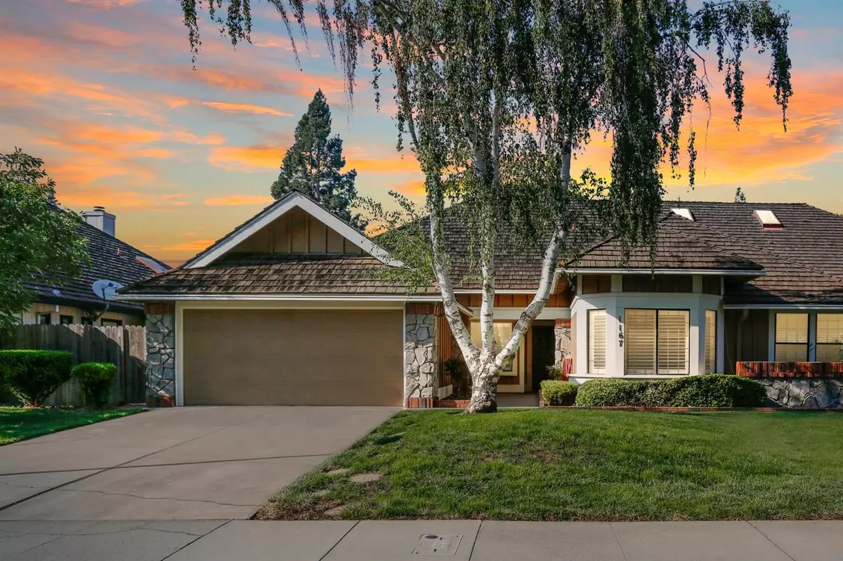 Sacramento, CA 95831,1167 Cedar Tree WAY