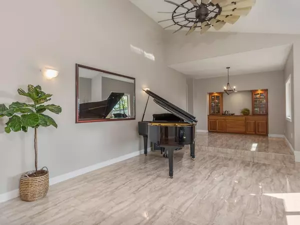 El Dorado Hills, CA 95762,3599 Rocky Ridge WAY