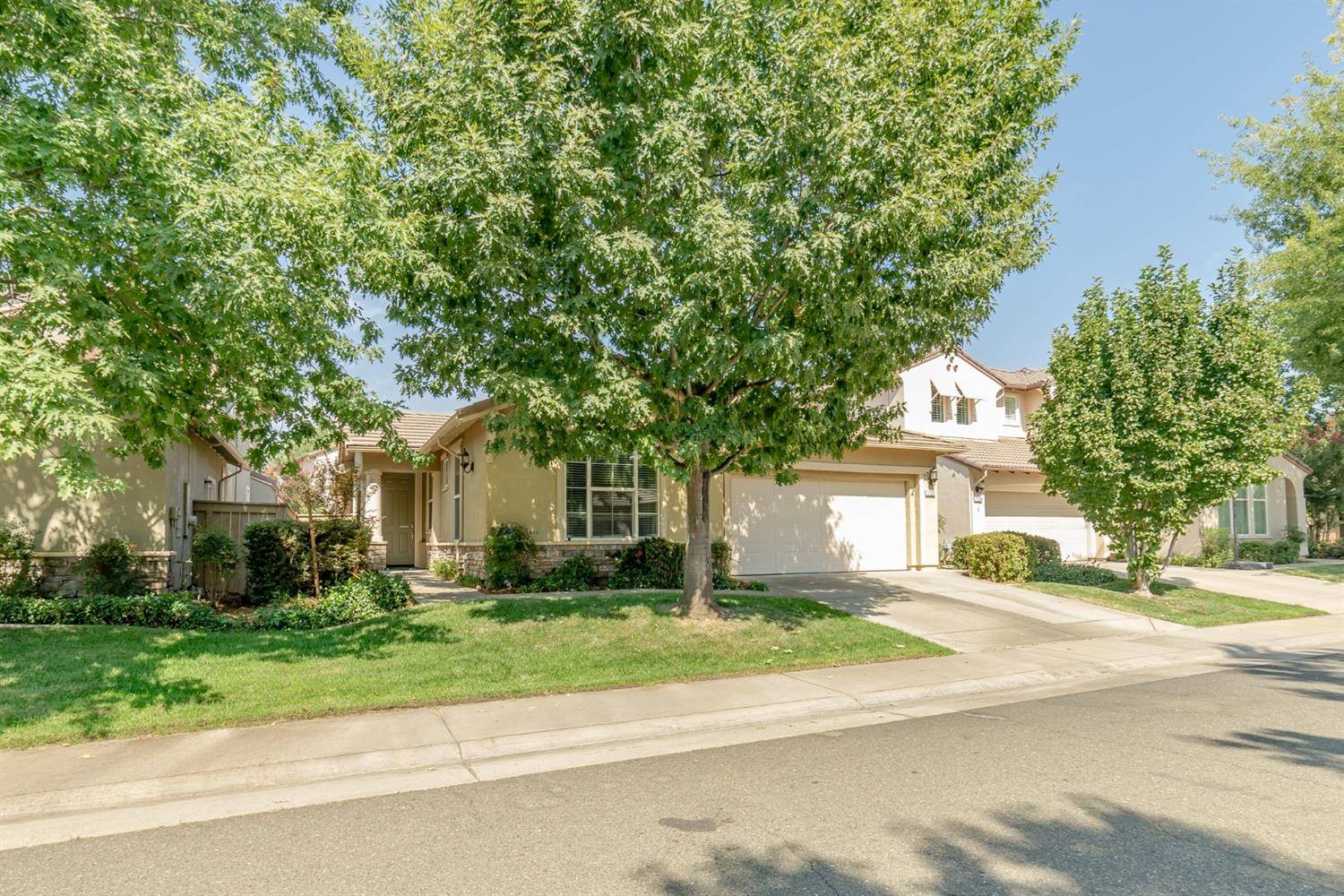 Folsom, CA 95630,1150 Meredith WAY