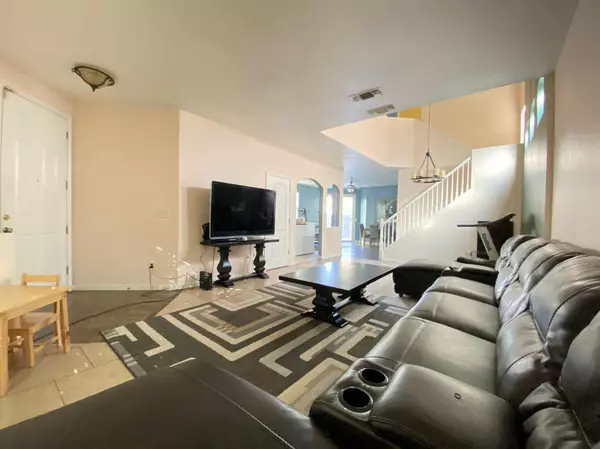 Stockton, CA 95206,691 Queensland CIR