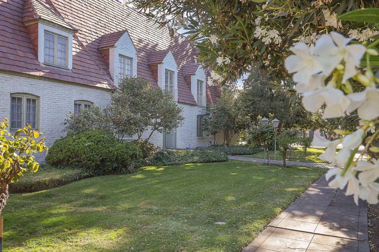 Stockton, CA 95203,740 W Willow ST