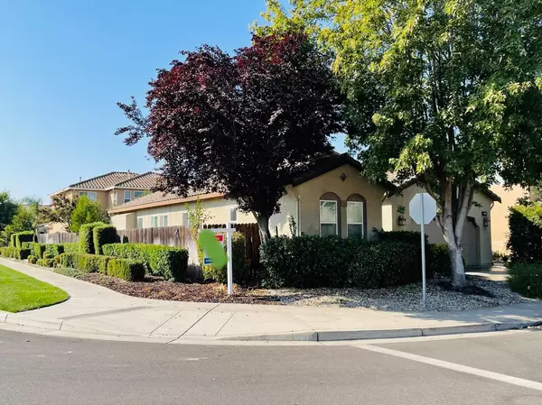 Modesto, CA 95355,2436 Trident DR