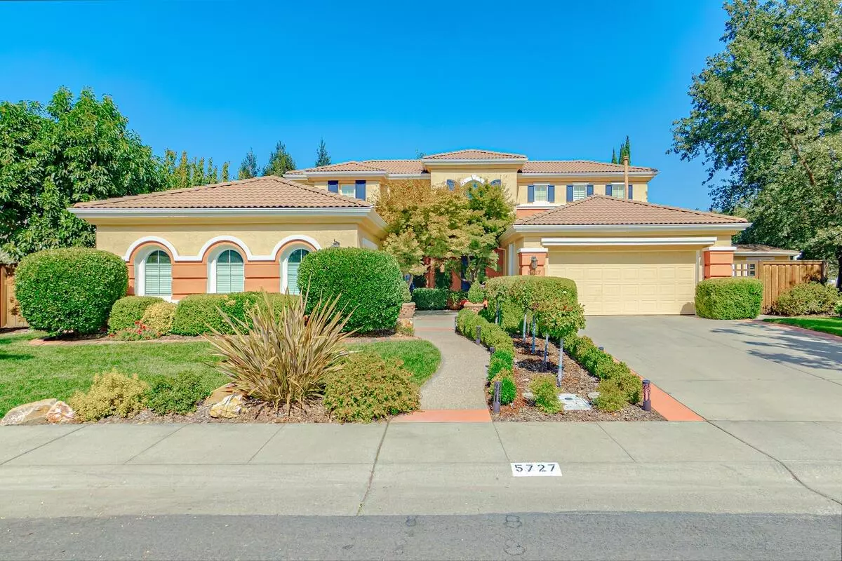 Davis, CA 95618,5727 Hoag PL