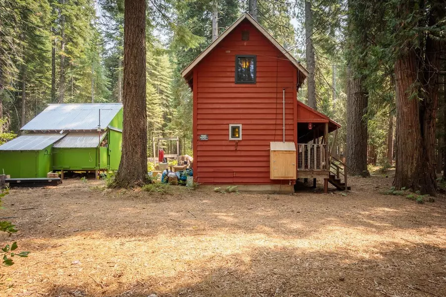 777 Blue Canyon RD, Emigrant Gap, CA 95715