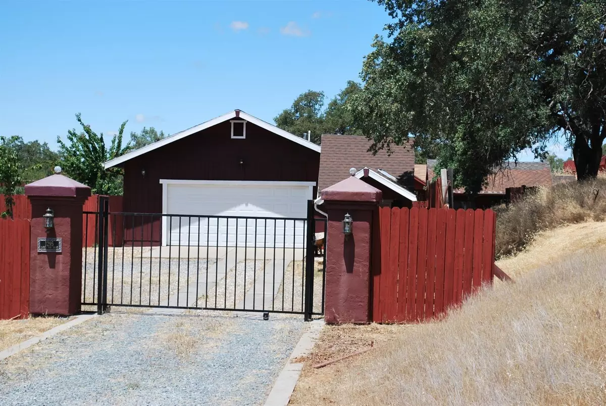 Placerville, CA 95667,1295 Large Oak DR