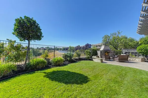 El Dorado Hills, CA 95762,3807 Archetto DR