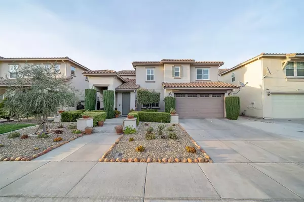 Modesto, CA 95355,2713 Prosperity WAY