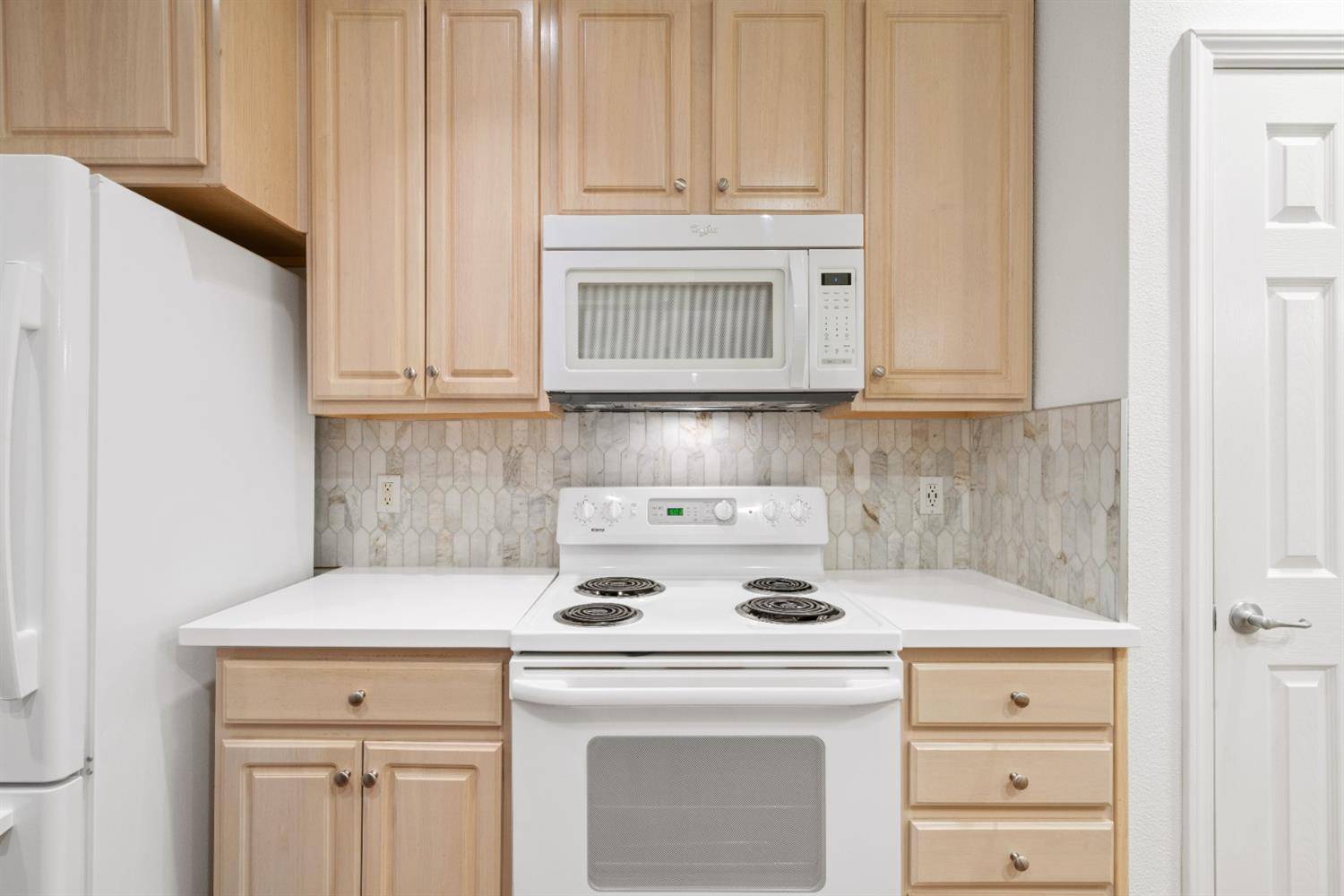Roseville, CA 95678,501 Gibson DR #2724