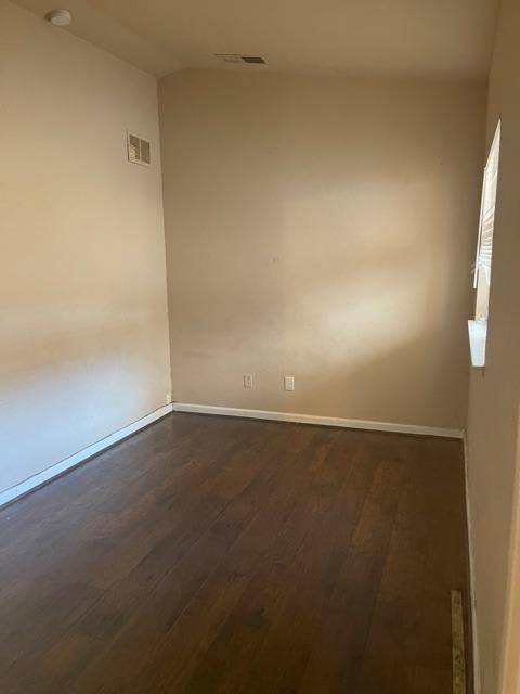 Sacramento, CA 95823,8144 Port Royale WAY