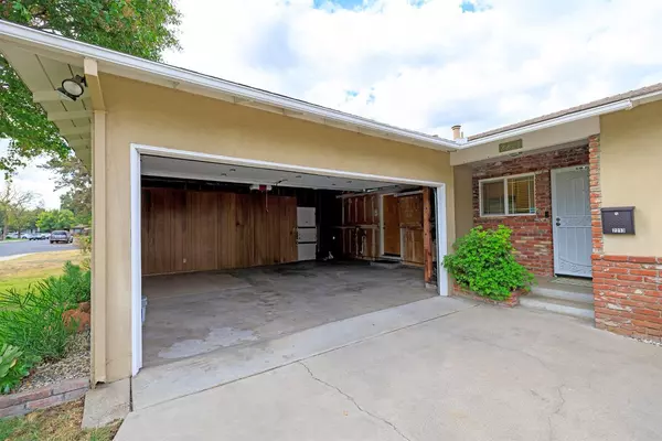 Modesto, CA 95350,2213 Earlmar DR