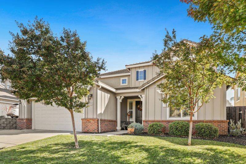 869 Spotted Pony LN, Rocklin, CA 95765