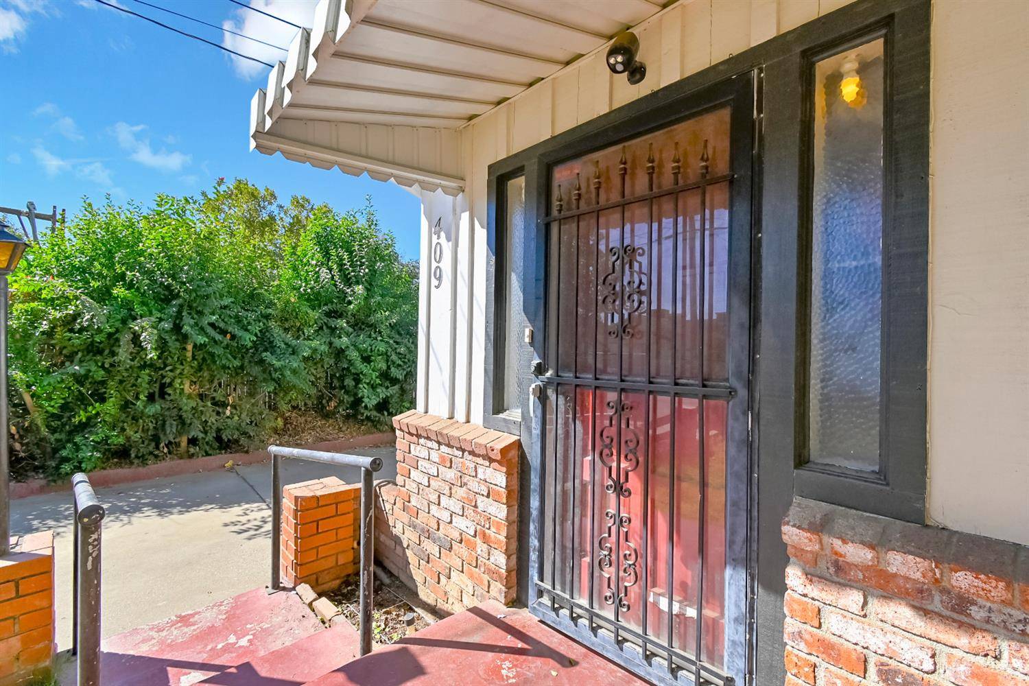 Yuba City, CA 95991,409 Dorman AVE