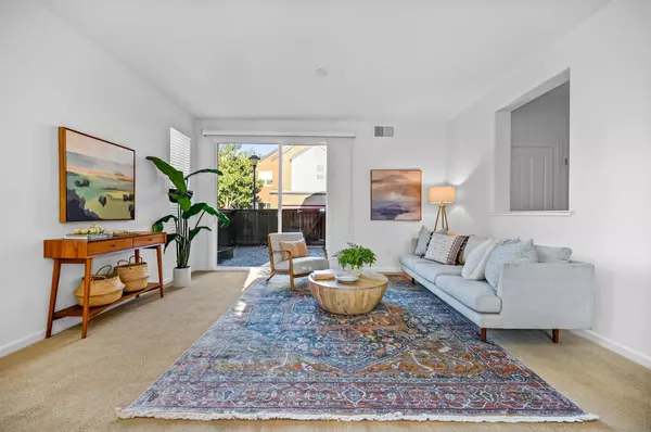 West Sacramento, CA 95691,832 Copper LN