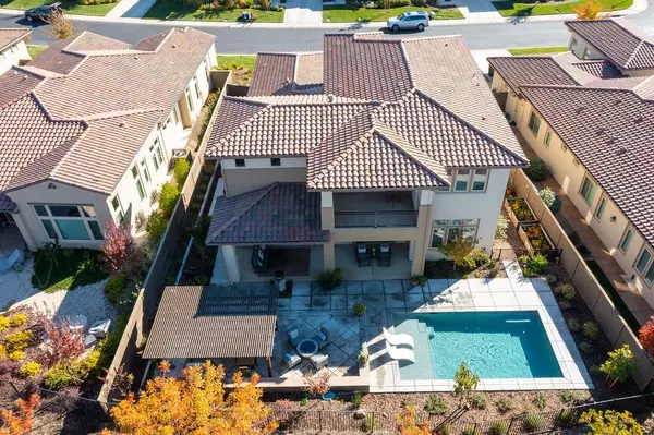 El Dorado Hills, CA 95762,4032 Reni CT