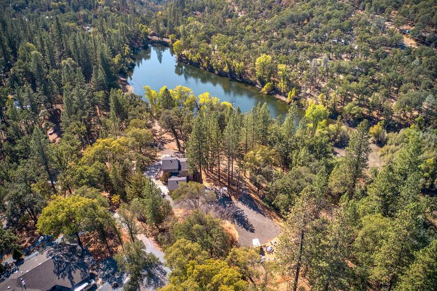 7075 Pyramid CT, Garden Valley, CA 95633