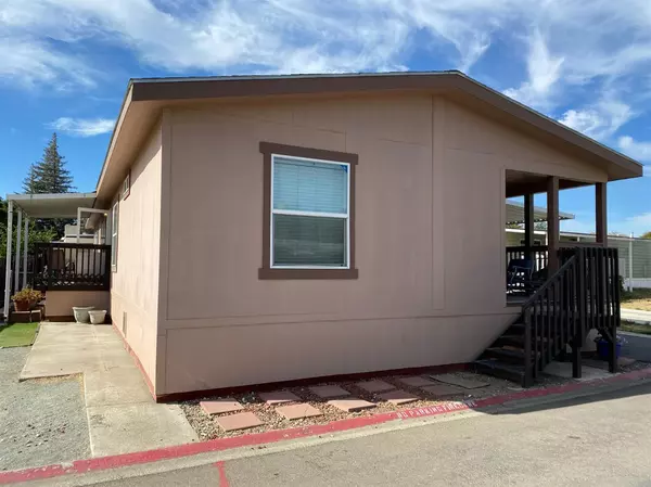 Stockton, CA 95212,5100 N Highway 99 #153