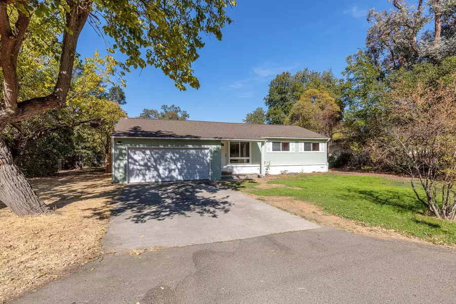 2901 Joseph AVE, Sacramento, CA 95864