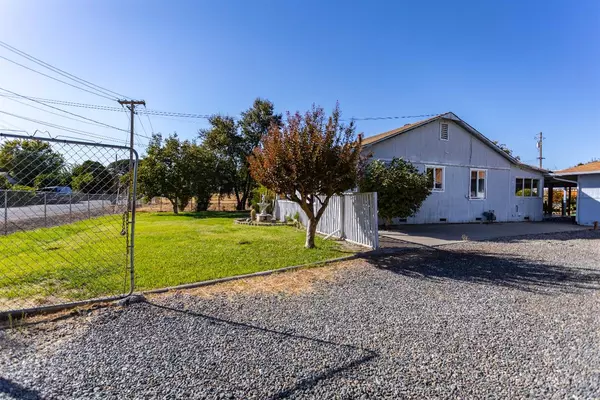 Sacramento, CA 95838,301 Pinedale AVE