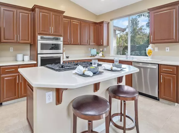 El Dorado Hills, CA 95762,3951 Ironwood DR