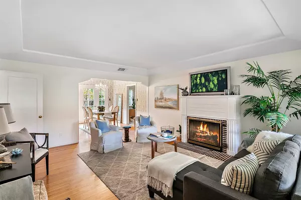 Sacramento, CA 95819,640 42nd ST