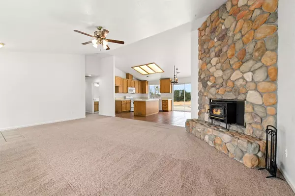 Valley Springs, CA 95252,7705 Sagebrush