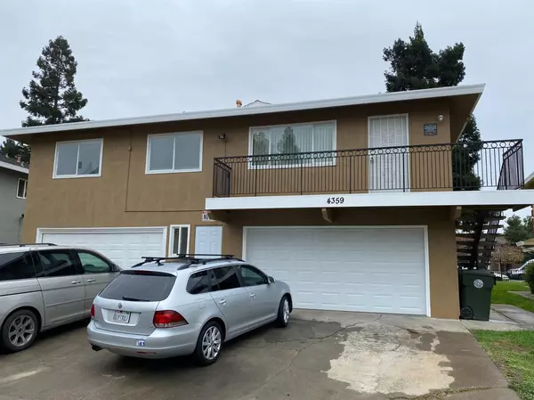 Sacramento, CA 95823,4359 Shining Star DR #2