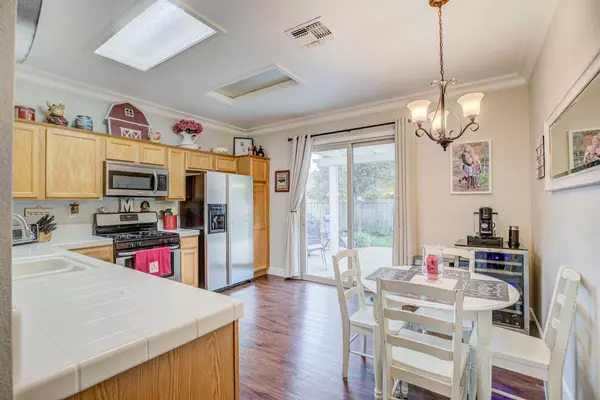 Lincoln, CA 95648,665 Stockman LN