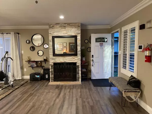 Stockton, CA 95209,2521 Burlington PL