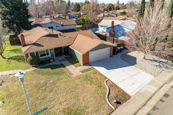 Sacramento, CA 95826,8644 Royalglen WAY