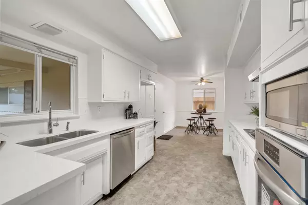 Citrus Heights, CA 95621,6009 Parkoaks DR