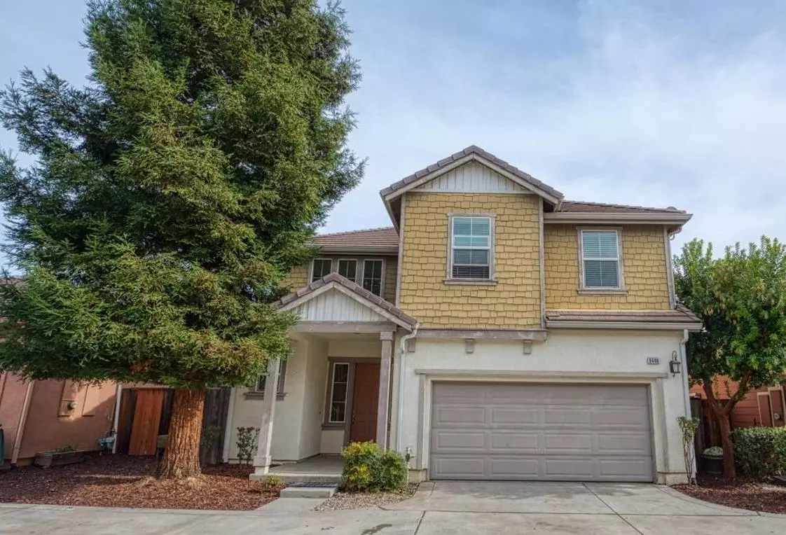 Patterson, CA 95363,9440 Vintner CIR