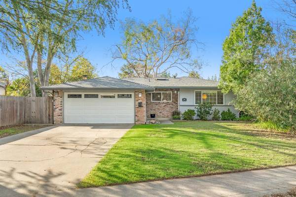 1523 Monarch LN, Davis, CA 95618