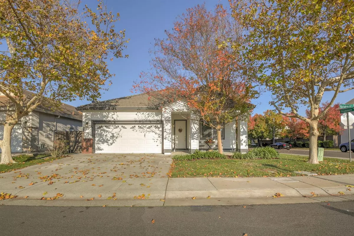 Sacramento, CA 95835,2645 Maybrook DR